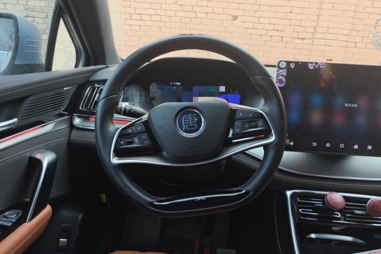 Used BYD Tang New Energy 2023 DM-i Champion Edition 112KM Prestige Model Steering Wheel