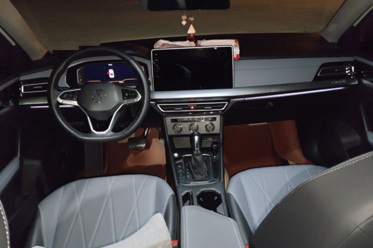 Used Volkswagen Lavida 2023 1.5L Automatic Starry Sky 5 Million Edition Center Console