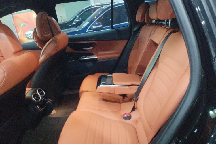 Used Mercedes-Benz GLC 2024 GLC 260 L 4MATIC Dynamic Edition 5-seater Left Rear Seat