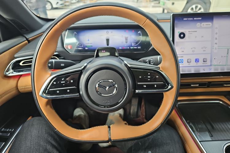 Used Mazda EZ-6 2024 Range-Extended 200 Luxury Edition