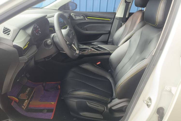 Used Roewe i5 2021 1.5L CVT Platinum Edition