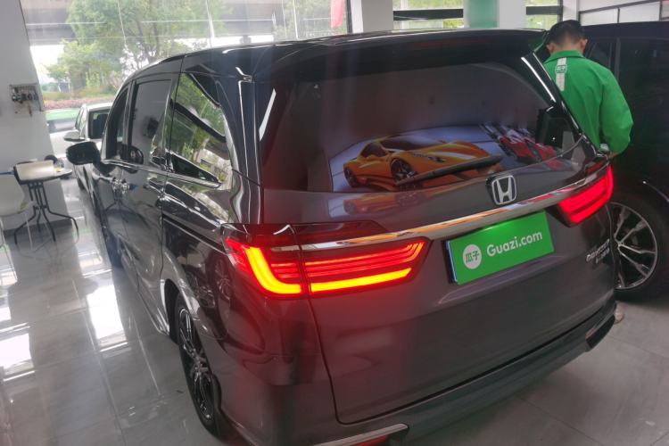 Used Honda Odyssey 2022 2.0L eHEV Sharp·Luxury Edition Rear Left 45 Deg