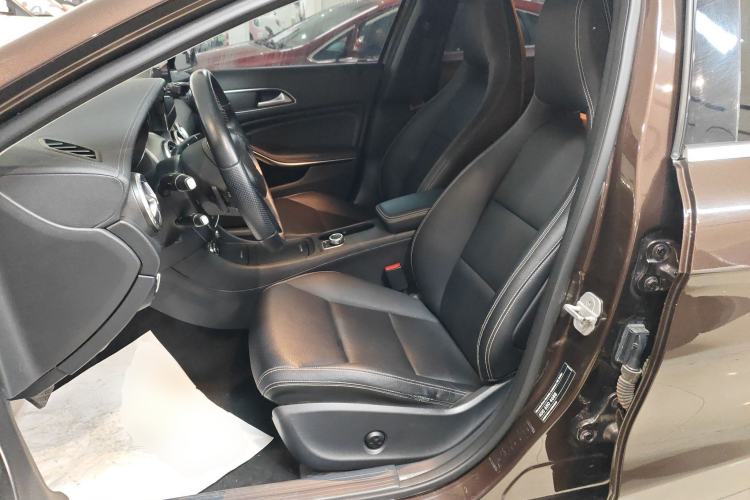 Used Mercedes-Benz GLA 2016 GLA 220 4MATIC Fashion Edition Left Front Seat