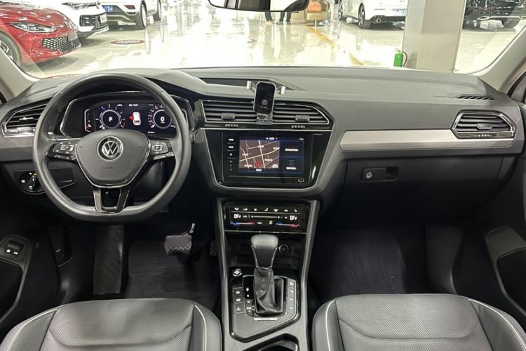Used Volkswagen Tiguan L New Energy 2021 430 PHEV Plug-in Hybrid Flagship Edition Interior 2