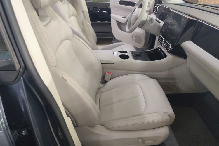 Used Leapmotor C11 2023 Range-Extended 180 Comfort Edition Right Front Seat