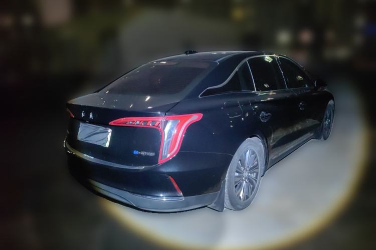 Used Hongqi E-QM5 2024 450km Range Commuter Version
