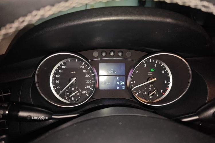 Used Mercedes-Benz R-Class 2017 R 320 4MATIC Business Edition Prestige Model