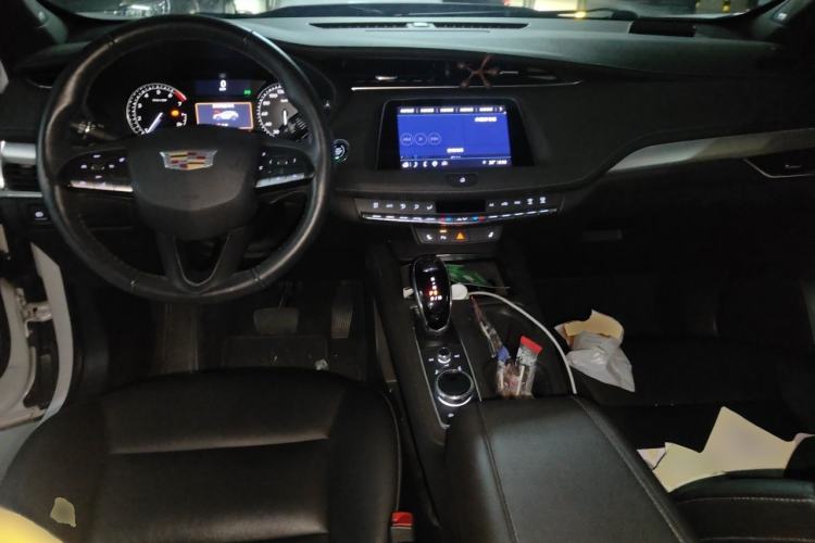 Used Cadillac XT4 2021 28T Two-Wheel Drive Leading Version
