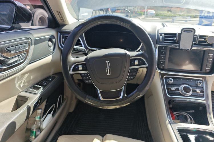 Used Lincoln Continental 2017 3.0T Four-Wheel Drive Prestige Edition Steering Wheel