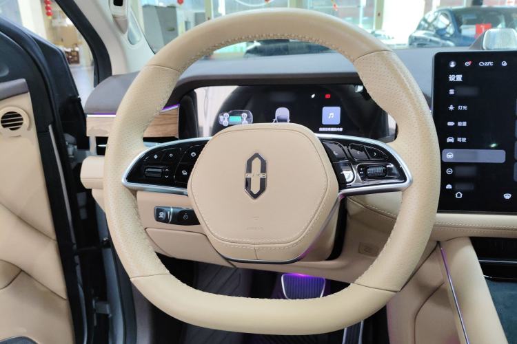 Used Hima AITO M7 2024 1.5T Intelligent Driving 4WD Max Edition 5 Seats
