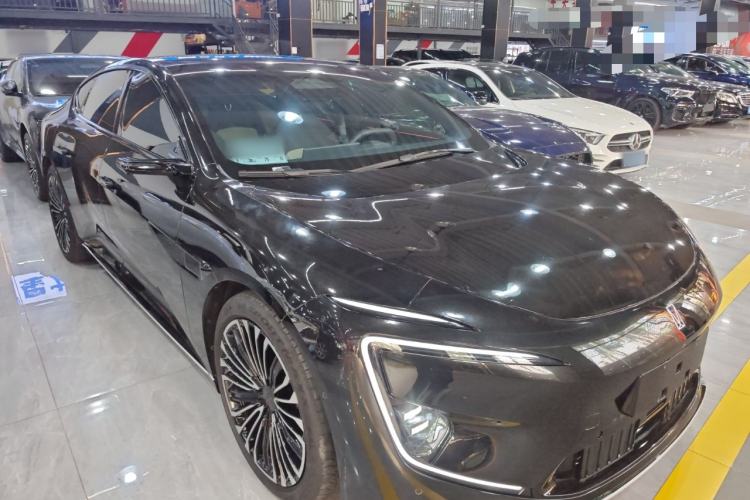 Used Avatr 12 2025 Year Updated Max All-Electric Version Front Right 45 Deg