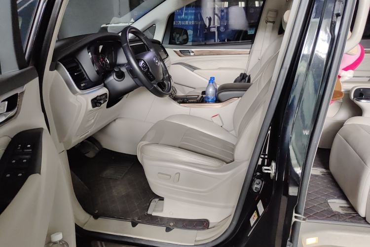 Used GAC Trumpchi M8 2018 320T Luxury Edition
