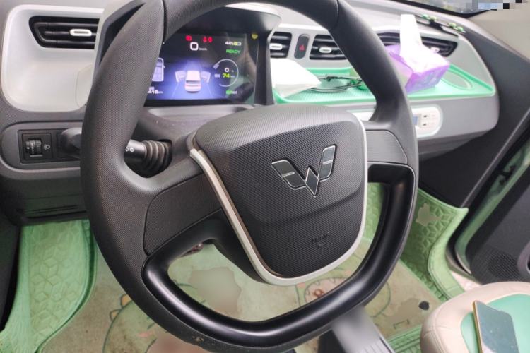 Used Wuling Hongguang MINIEV 2021 Macaron Premium Model – Lithium Iron Phosphate Steering Wheel