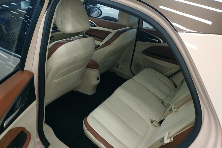 Used ORA Good Cat 2021 400km Standard Range Venus Edition Lithium Iron Phosphate Left Rear Seat