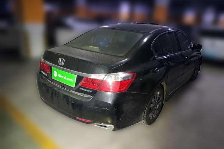 Used Honda Accord 2014 2.0L LX Comfort Edition Rear Right 45 Deg