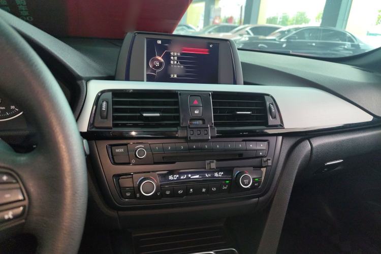 Used BMW 4 Series 2016 420i Convertible Fashion Model
