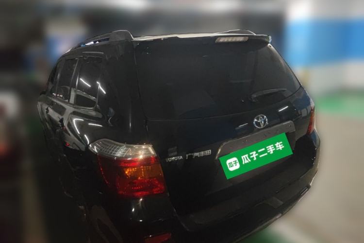 Used Toyota Highlander 2011 2.7L Two-Wheel Drive 7-Seater Luxury Edition
