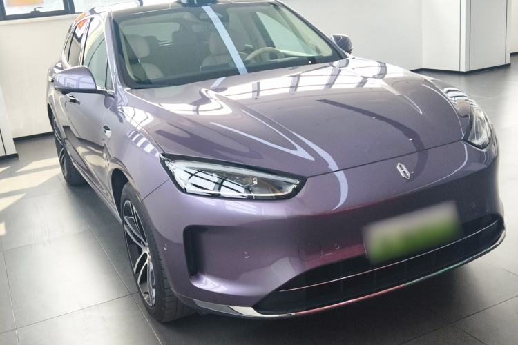 Used Hima AITO M5 2025 Extended-Range Ultra All-Wheel-Drive Version Front Right 45 Deg