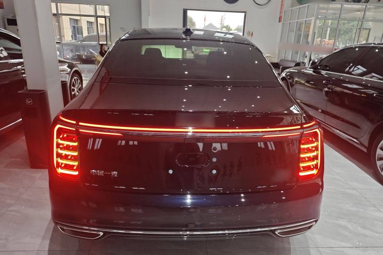 Used Hongqi H9 2025 2.0T Two-Wheel Drive Flagship Luxury Business Edition 5 Seats
