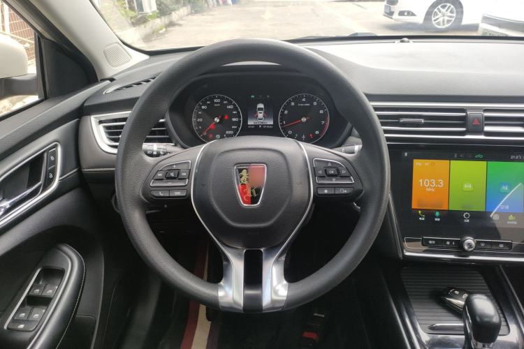 Used Roewe i5 2019 1.5L Automatic 4G Connected Langhao Edition