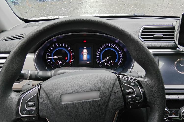 Used Haval H2 2018 1.5T Dual-Clutch Two-Wheel Drive Fashion Model China VI Standard