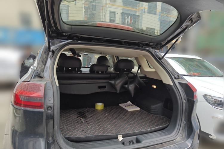 Used Geely Auto Emgrand X7 Sport 2018 1.8TD Automatic Two-Wheel Drive Smart Connect 4G Internet Edition Trunk