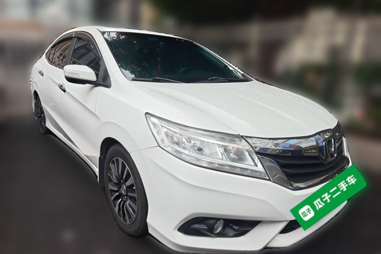 Used Honda Crider 2015 1.8L automatic luxury edition

