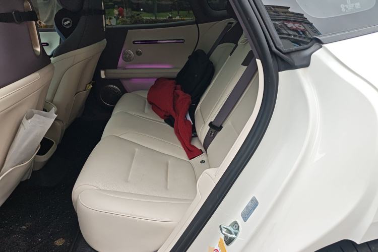 Used Avatr 06 2025 Max All-Electric Version Left Rear Seat