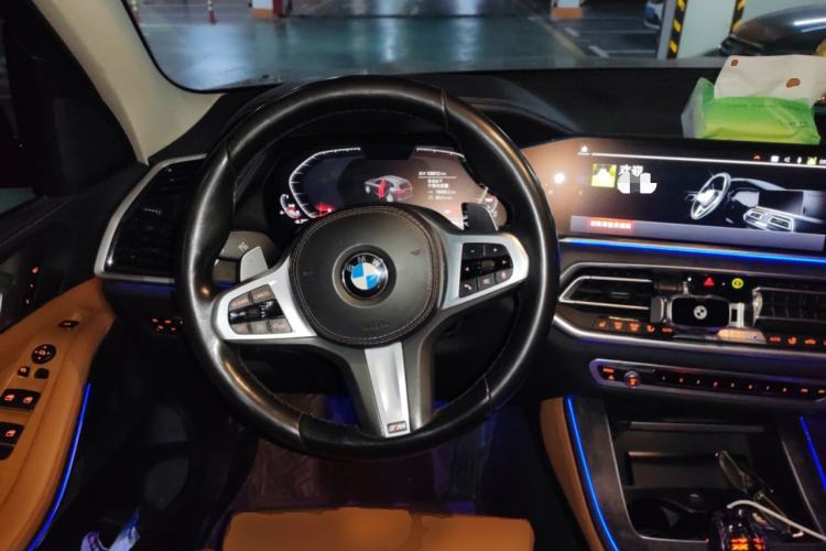 Used BMW X5 2020 xDrive40i M Sport Package Steering Wheel