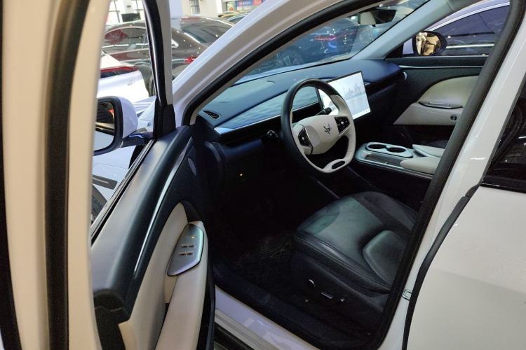 Used ARCFOX Alpha T5 2025 520 PRO
