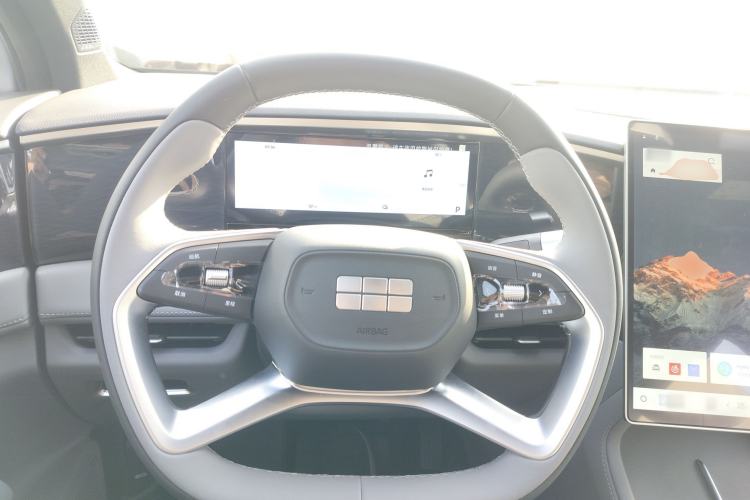 Used Geely Galaxy L7 2025 EM-i 115km Long-Range Version