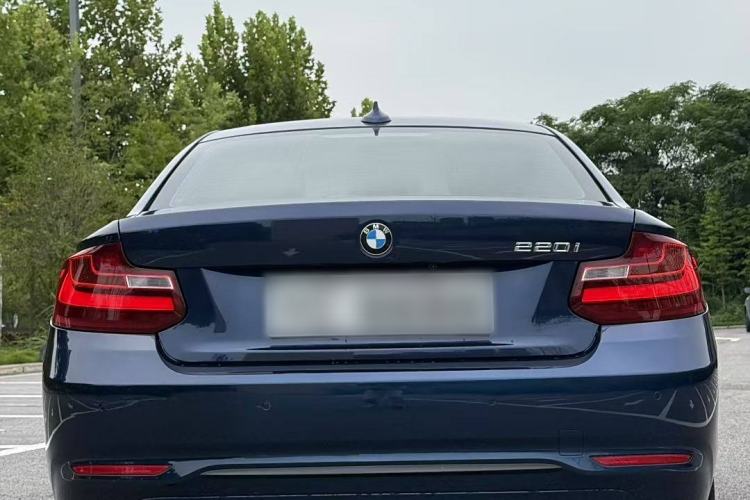 Used BMW 2 Series (Import) 2014 220i Sport Design Package