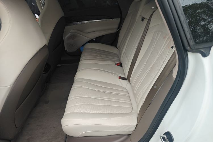 Used IM L7 2022 Dynamic Model
