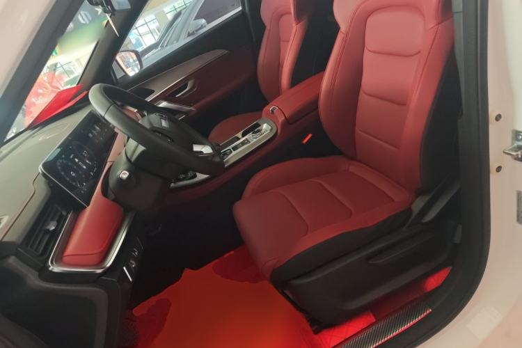 Used JETOUR X70 PLUS 2023 1.5T DCT Ziqiang PRO 5-Seater
