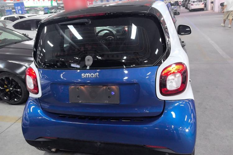 Used smart fortwo 2015 1.0L 52 kW Hardtop Passion Edition