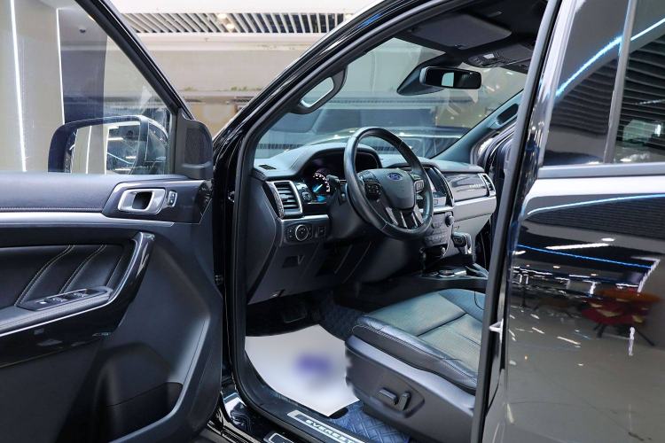 Used Ford Everest 2020 2.3T Gasoline Automatic 4x4 Flagship Edition 7 Seats