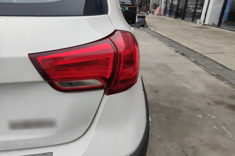Used Haval H1 2016 Revised Version Blue Badge 1.5L AMT Luxury Edition Right Rear Taillight