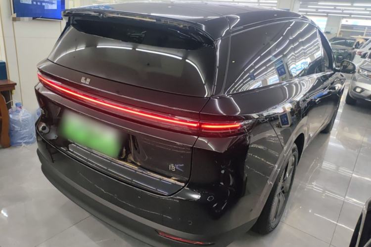 Used Li Auto i8 2025 Model Standard Version Rear Right 45 Deg