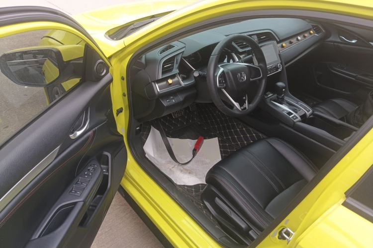 Used Honda Civic 2019 220TURBO CVT Dynamic Edition China VI Emission Standard Driver Seat