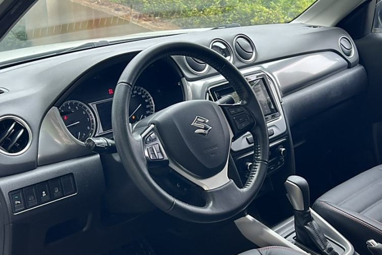 Used Suzuki Vitara 2016 1.4T Automatic Two-Wheel Drive Luxury Version