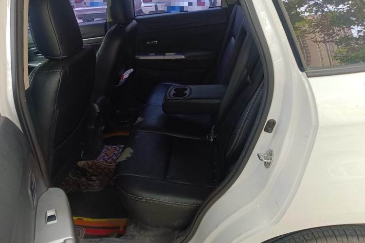 Used Mitsubishi ASX 2016 2.0L CVT Two-Wheel Drive Excellence Edition Left Rear Seat