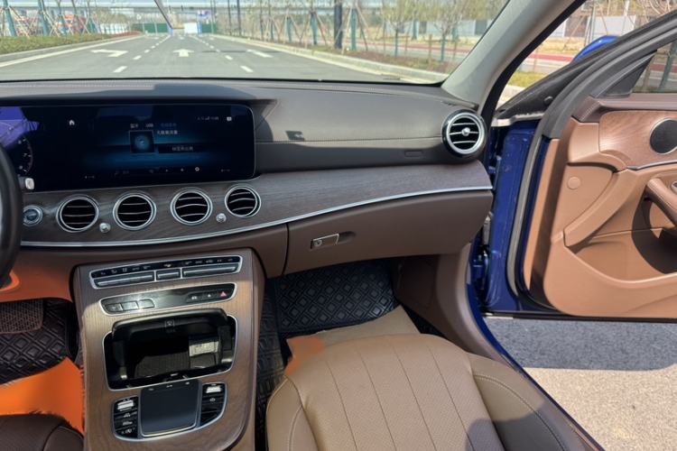 Used Mercedes-Benz E-Class 2021 E 300 L Stylish Model
