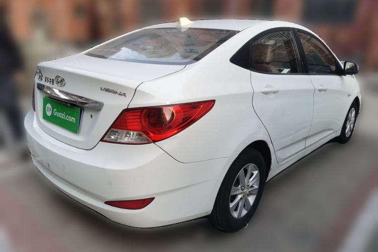 Used Hyundai Verna (older generation) 2010 Sedan 1.4L Automatic Comfort Model GS Rear Right 45 Deg