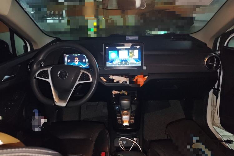 Used BYD Yuan New Energy 2019 EV535 Smart Connect Trendsetting Model
