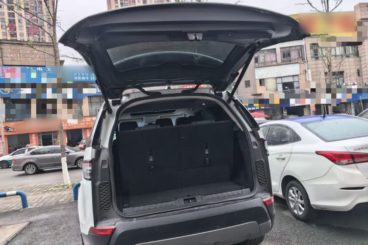 Used Land Rover Discovery 2018 3.0 SC V6 SE