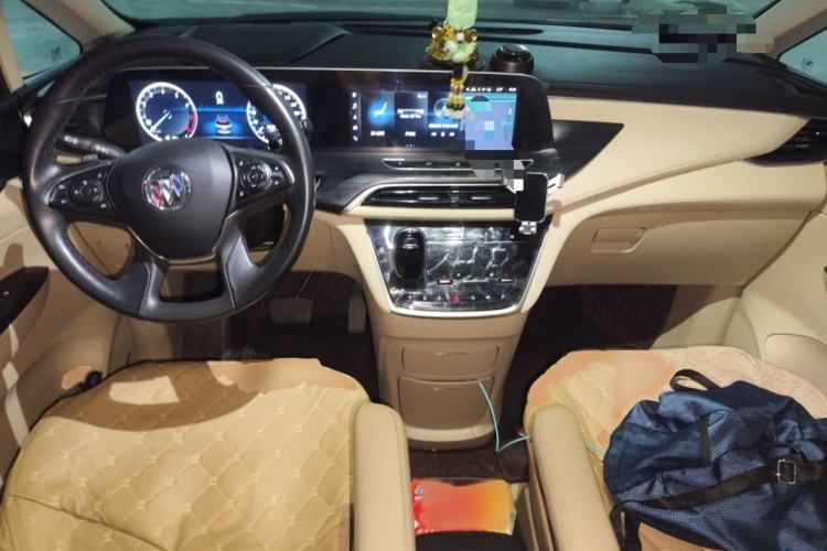 Used Buick GL8 2022 ES Landtrek 653T Flagship Model Interior 2