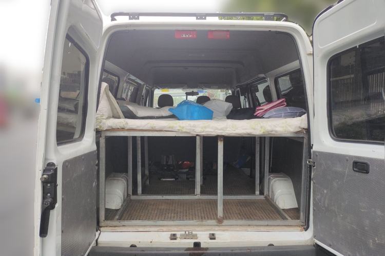 Used JMC Transit 2019 2.8T Commercial Version Short Wheelbase Mid-Roof 6-Seater China VI JX493