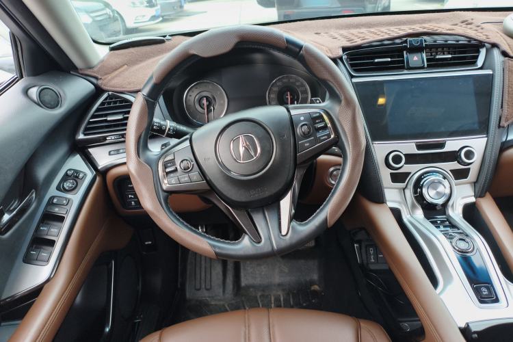 Used Acura CDX 2016 1.5T Two-Wheel Drive Deluxe Edition