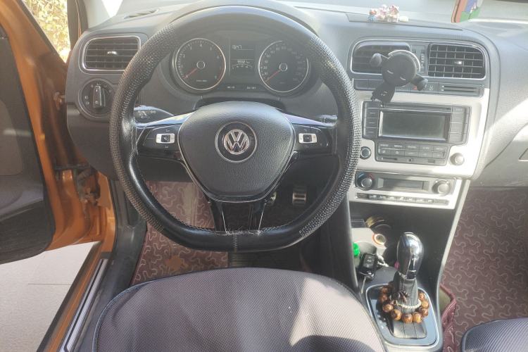 Used Volkswagen Polo 2014 1.6L Cross Polo Automatic