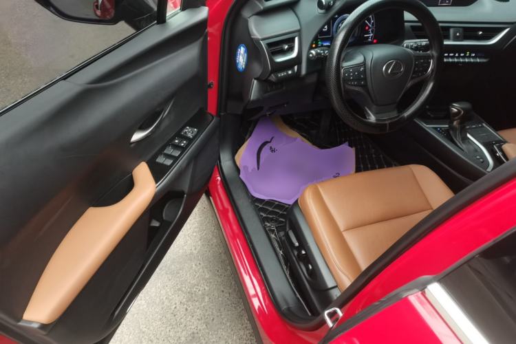 Used Lexus UX 2020 260h Explore & Adventure Edition